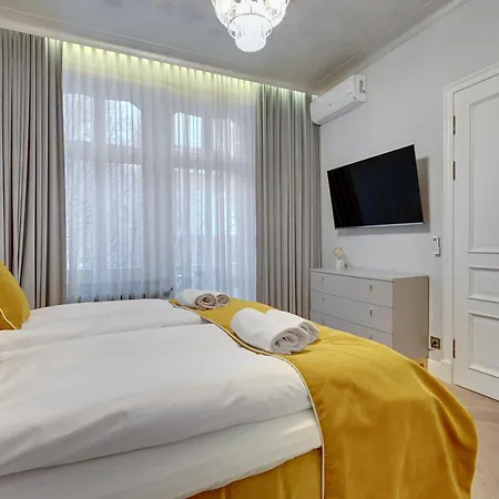 Sopot Pod Orlem Monte Cassino By Downtown Apartments Exterior photo
